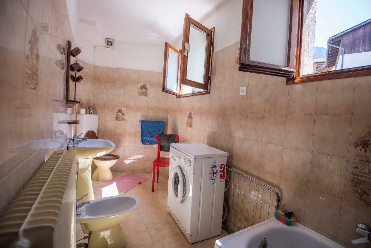 Casa Liliana Turri Apartment Ton Bagian luar foto